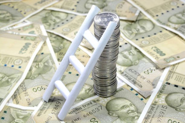 From 5th to 4th: India's Rising Global Economic Stature. velsmedia.